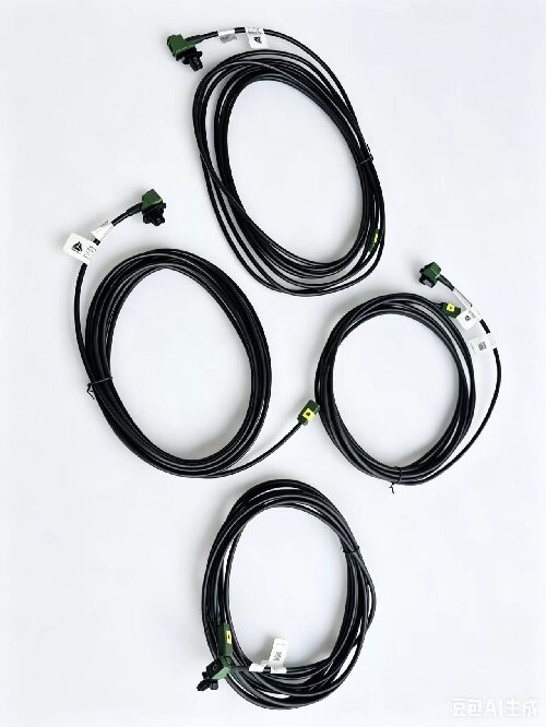 WG9918788266 Four-Directional (360) Rear Camera Chassis Cable - Image 5