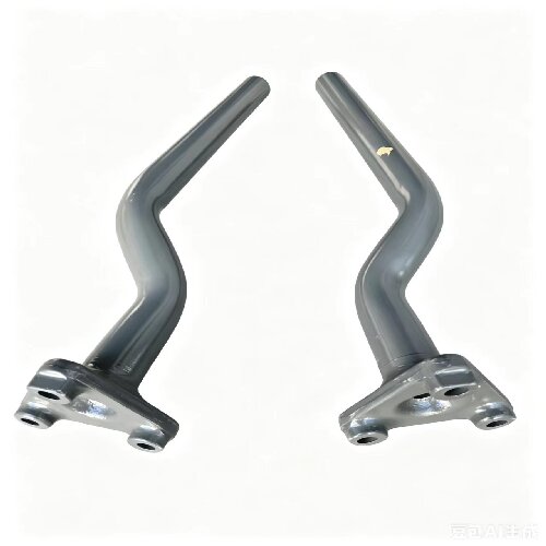 712W66420-8141 /-8142 Left/Right Rear Mudguard Bracket Assembly - الصورة 3