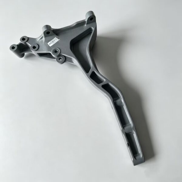 Intake‑side combined bracket  AZ952554005020