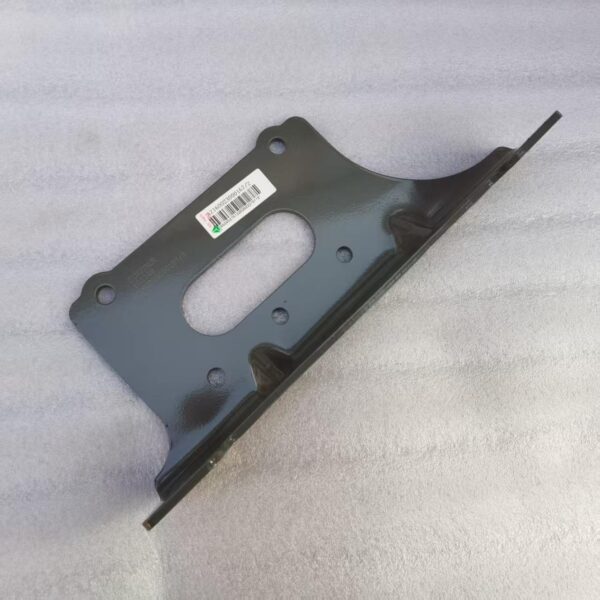 Front‑wheel rear fender bracket AZ160023000167