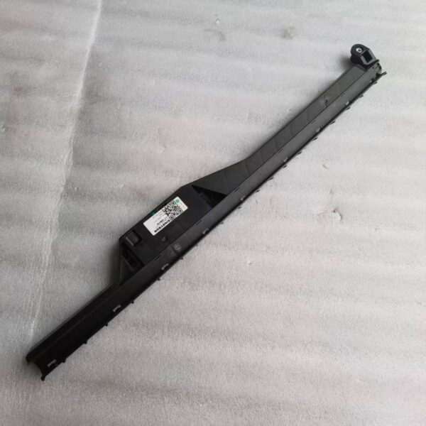 Front guide rail of door glass 711W62651-0116